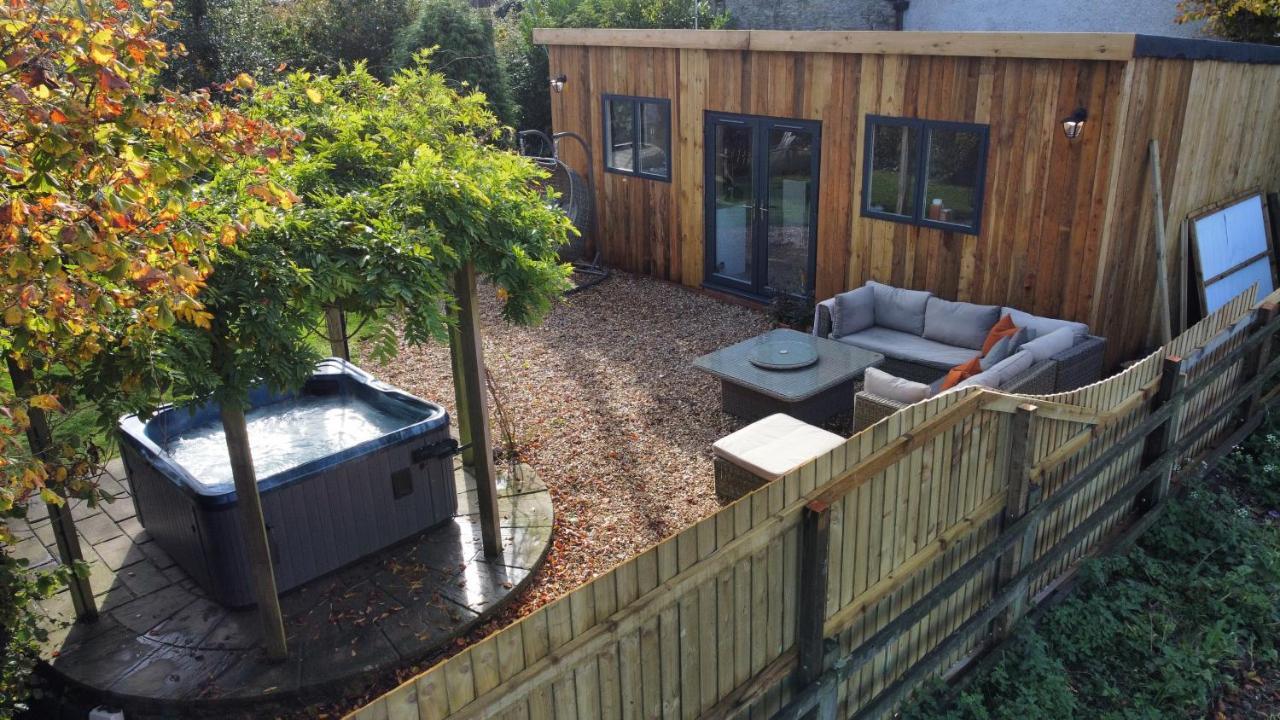 Log Cabin Near Bath Chippenham  Exterior foto